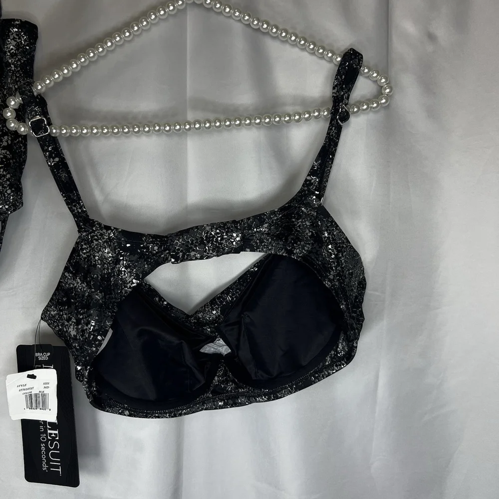 Miraclesuit Surplice Top 36D Bottom Sz 16 in Dragonstone Beach Pool Vacation